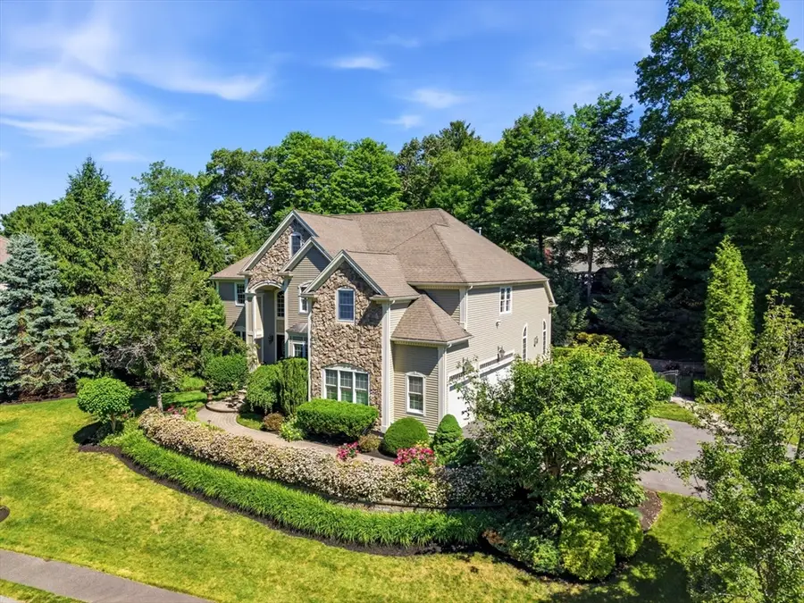 4 Shipley Ct, Middleton, MA 01949 - #2