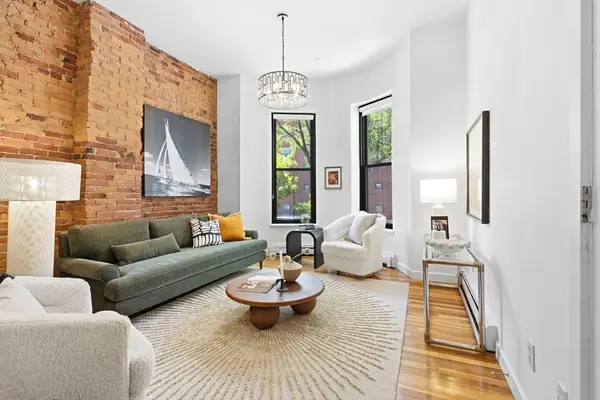 370 Columbus #2, Boston, MA 02116