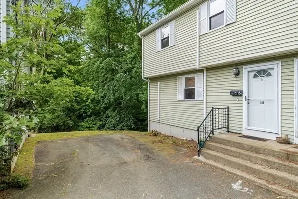 15 Cove Ave #15, Framingham, MA 01702