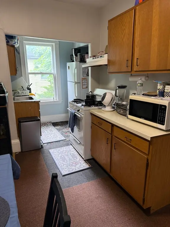 40 Summer St, Medford, MA 02155 - #3