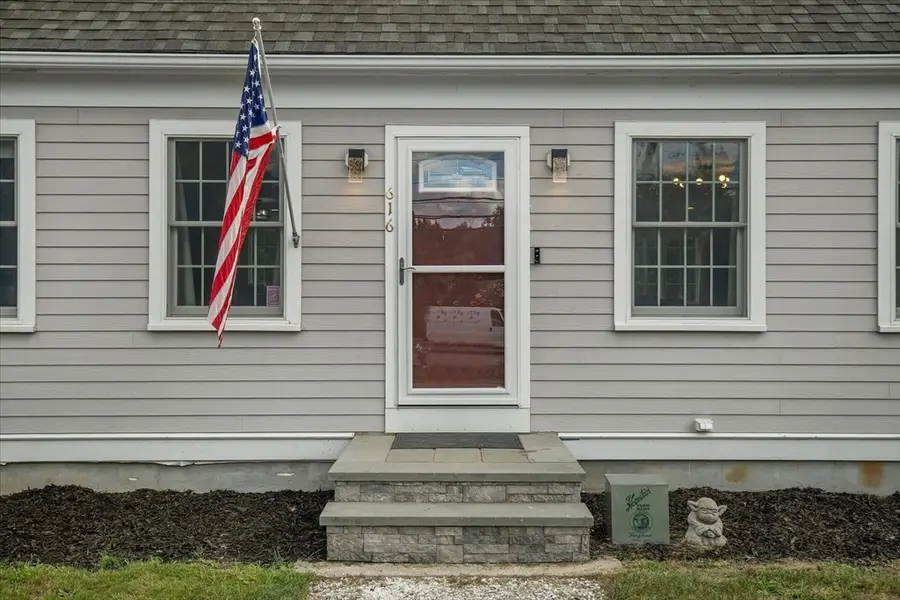 616 Plymouth St, Halifax, MA 02338 - #2