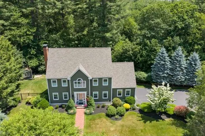 8 Sergeant Roode Ln., Middleton, MA 01949 - #2