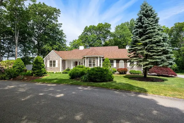 21 Juniper Ridge Lane #Unit 21, Dartmouth, MA 02748