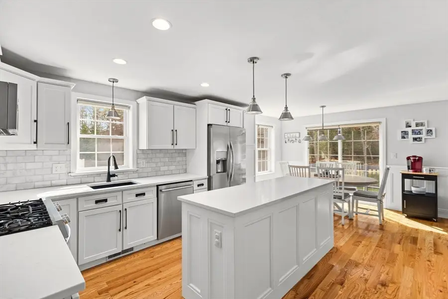 61 Nobadeer Cir, Kingston, MA 02364 - #3