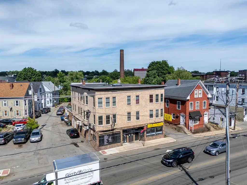 135 Lafayette Sq, Haverhill, MA 01832 - #1
