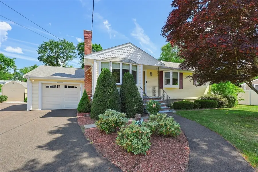 17 W Vanston Rd, Stoughton, MA 02072 - #2