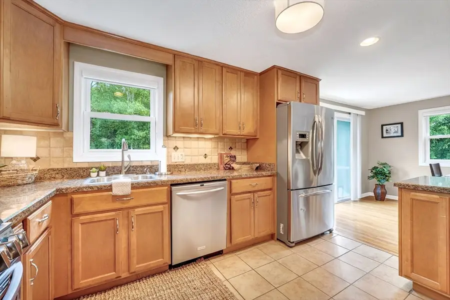 104 Hartwell Rd, Bedford, MA 01730 - #3