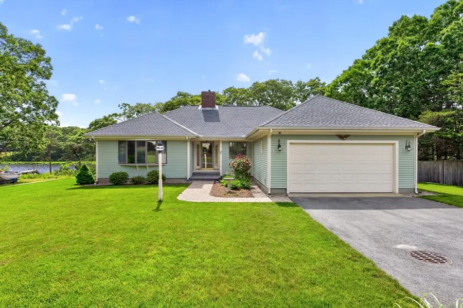 77 Ennsbrook Dr, East Falmouth, MA 02536 - #2