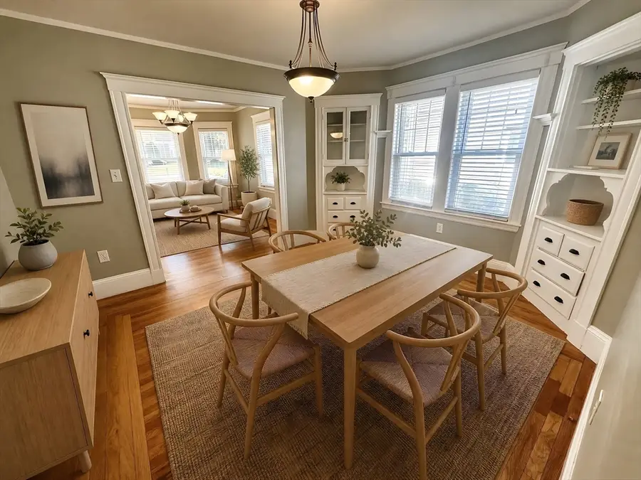 1581 Washington St #1, Newton, MA 02465 - #3