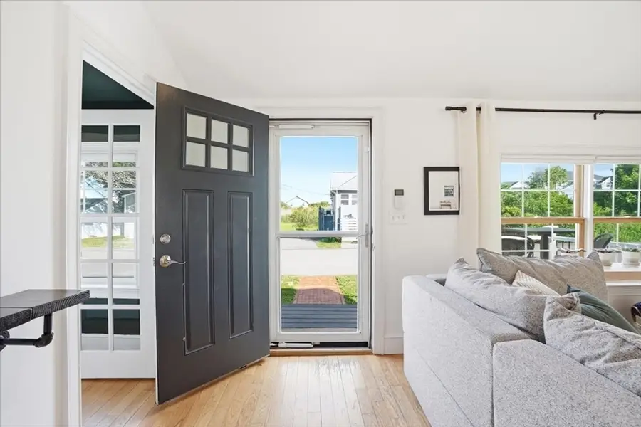 13 6th Avenue, Scituate, MA 02066 - #3