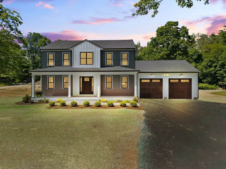 7 Elm Place, Hanson, MA 02341 - #3