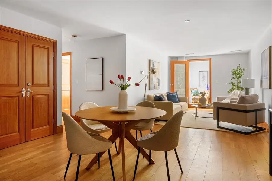 2440 Massachusetts Avenue #3, Cambridge, MA 02140 - #3