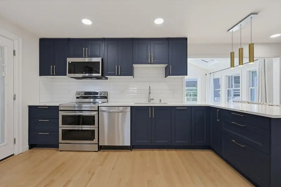138 Tolman St, Newton, MA 02465 - #3