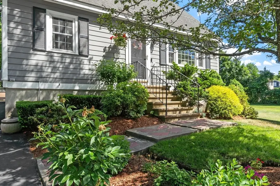 2 Pleasant Avenue, Chelmsford, MA 01824 - #2