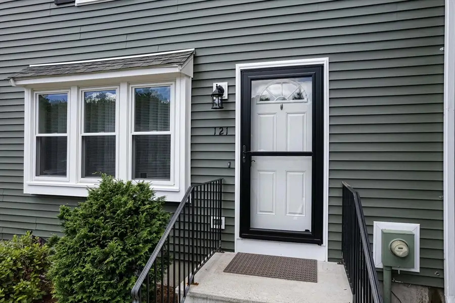 121 Twin Brook Ln #121, Bellingham, MA 02019 - #2