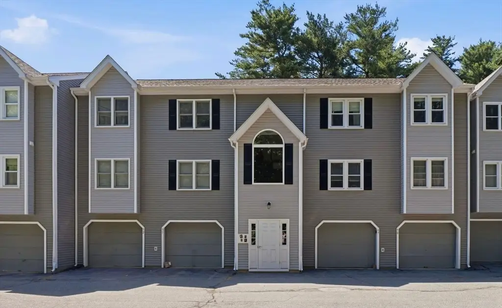 84 Tennis Plaza Rd #50, Dracut, MA 01826 - #1