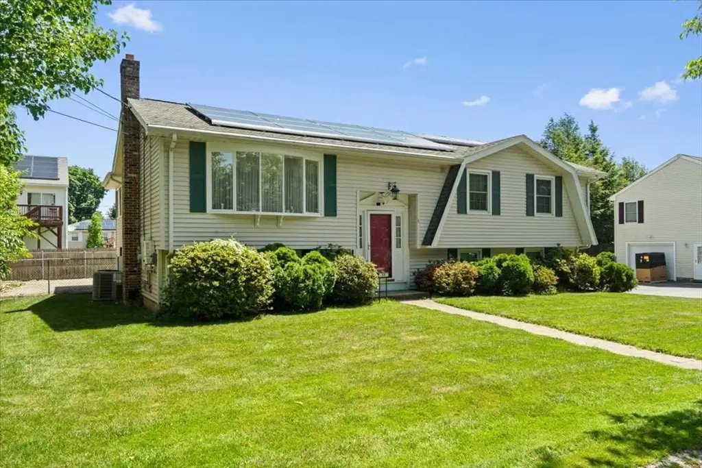 11 Dunkirk Ave, Worcester, MA 01604 - #1