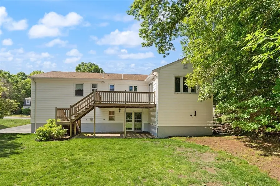 17 Tamarock Ter, Stoneham, MA 02180 - #2