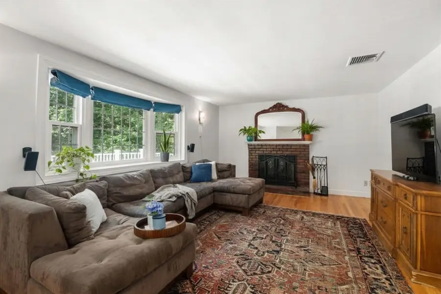 258 Edgell Rd, Framingham, MA 01701 - #3