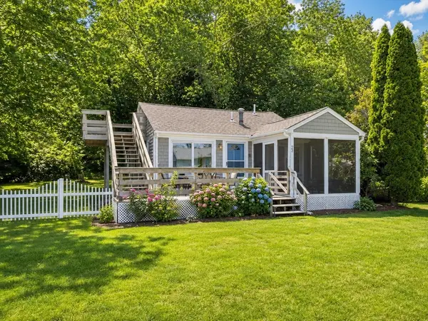 23 Brians Way, Plymouth, MA 02360