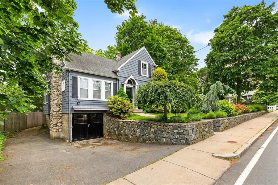 304 Lowell Street, Reading, MA 01867 - #2