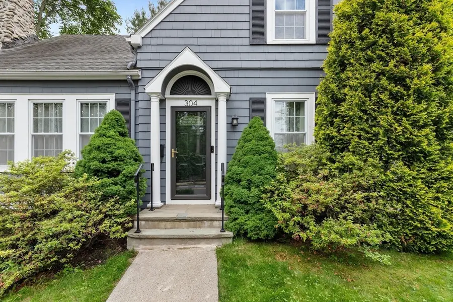 304 Lowell Street, Reading, MA 01867 - #3