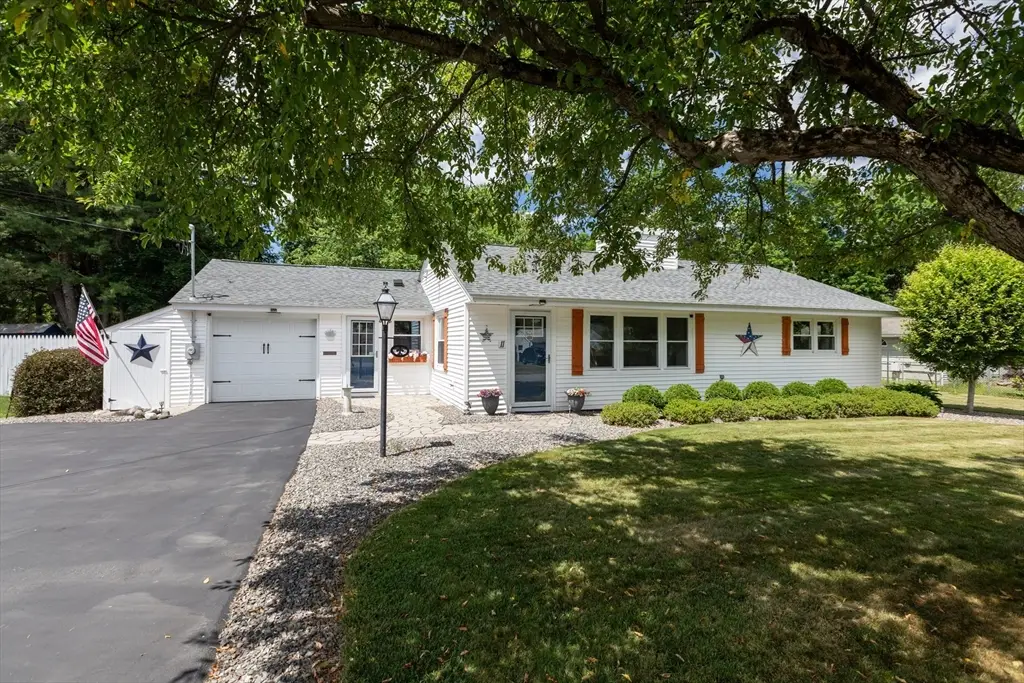 11 Blake Ave, West Boylston, MA 01583 - #1