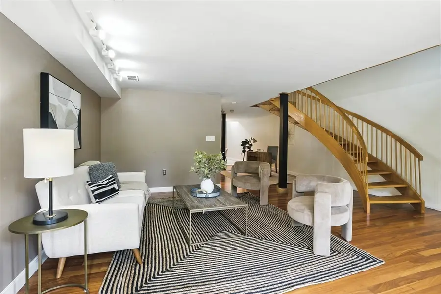 75 Page Rd #13, Bedford, MA 01730 - #2