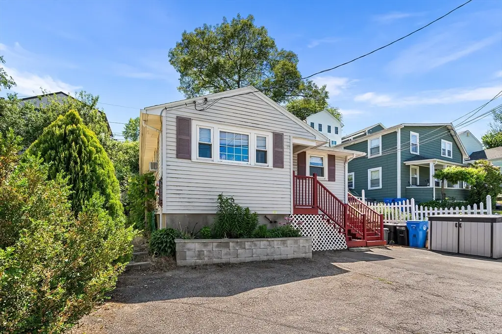 104 College Farm Rd, Waltham, MA 02451 - #1