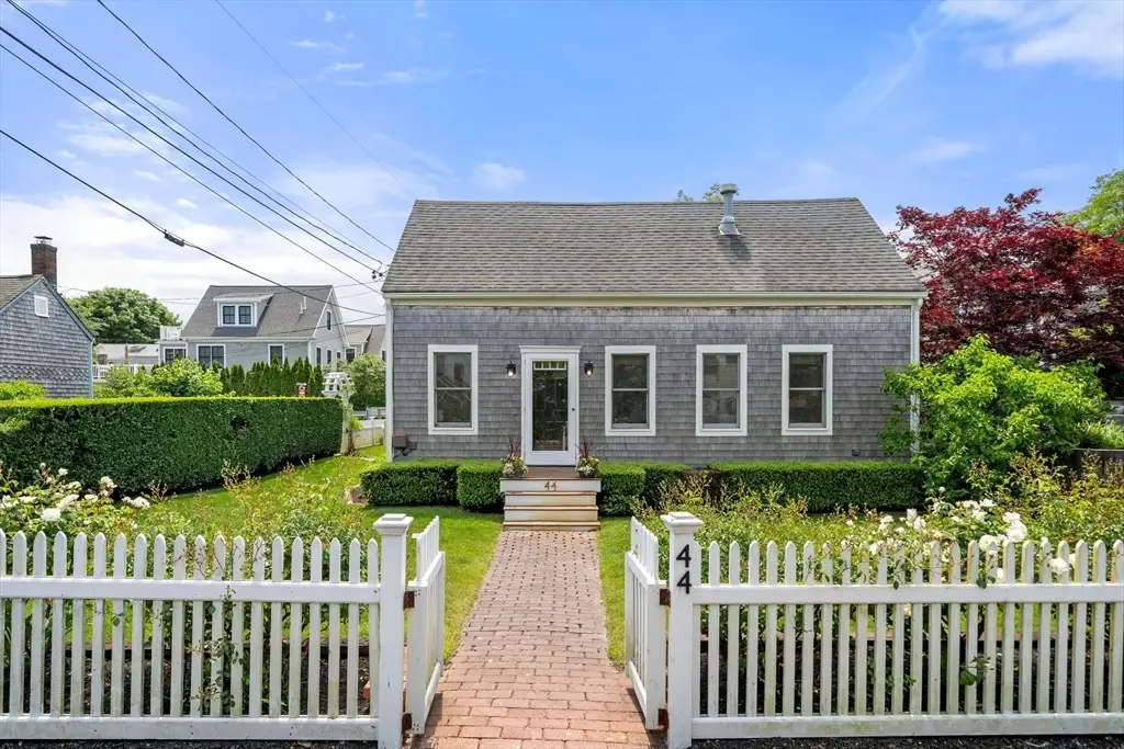 44 Pleasant Street, Provincetown, MA 02657 - #1