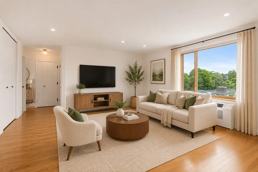 216 Saint Paul St #502, Brookline, MA 02446 - #1