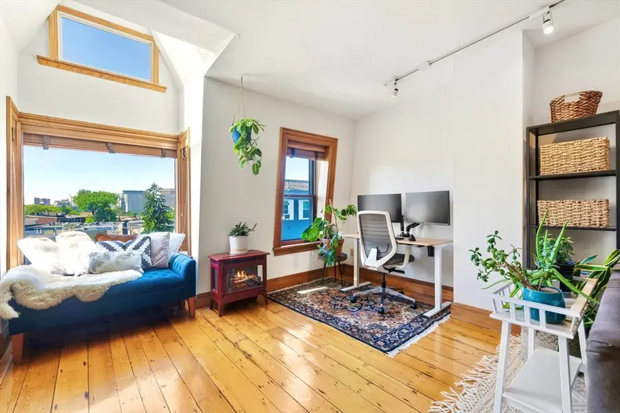 43 Russell St #3, Boston, MA 02129 - #2