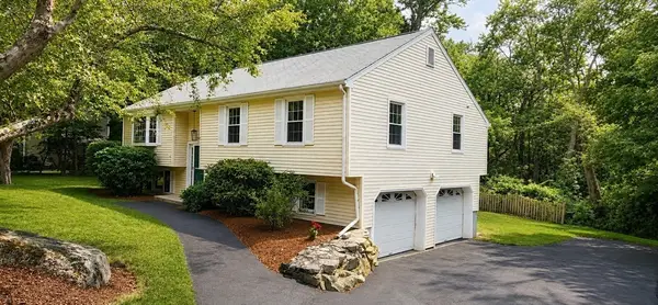 6 Fox Hill Road, Ashland, MA 01721