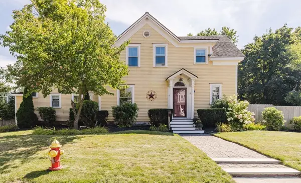 99 Pleasant St, Mansfield, MA 02048