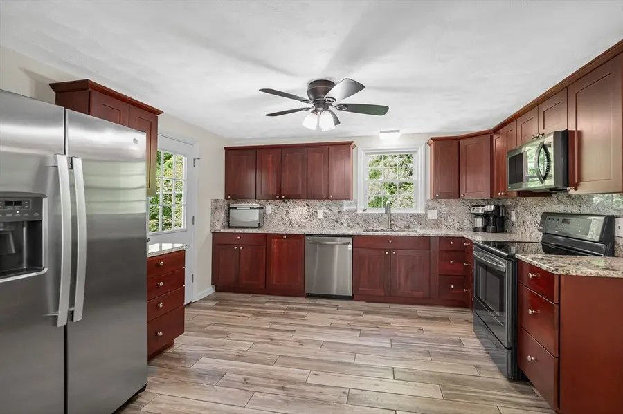10 Newark Ave, Wilmington, MA 01887 - #3