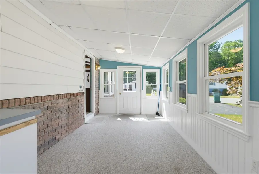18 Sunset Lane, Plainville, MA 02762 - #3