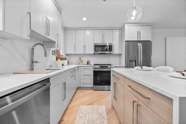77 Waverley Avenue #77, Watertown, MA 02472