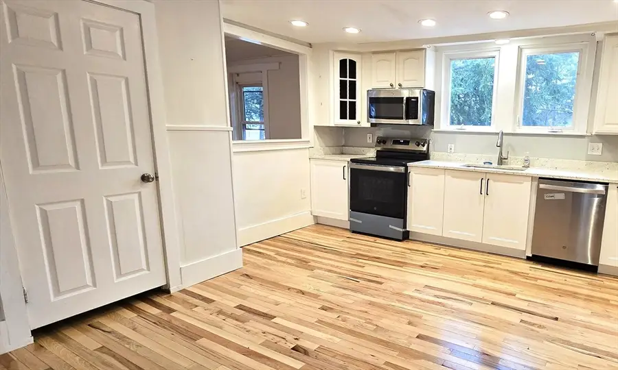 380 Central St, Foxboro, MA 02035 - #2