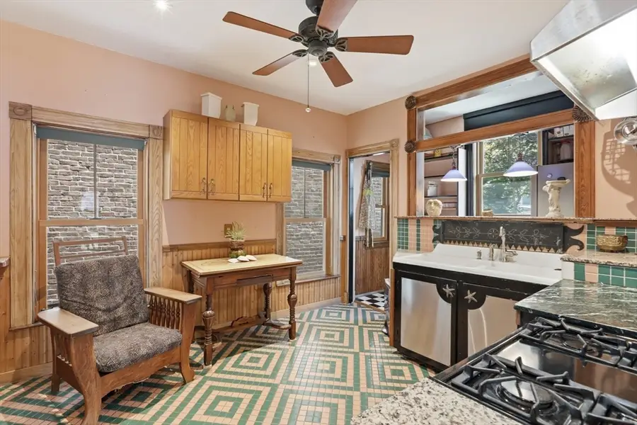 6 Porter Circle, Cambridge, MA 02140 - #2