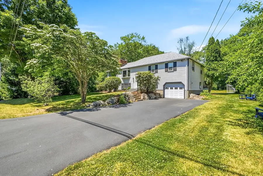 17 Eric Ln, North Attleboro, MA 02760 - #2