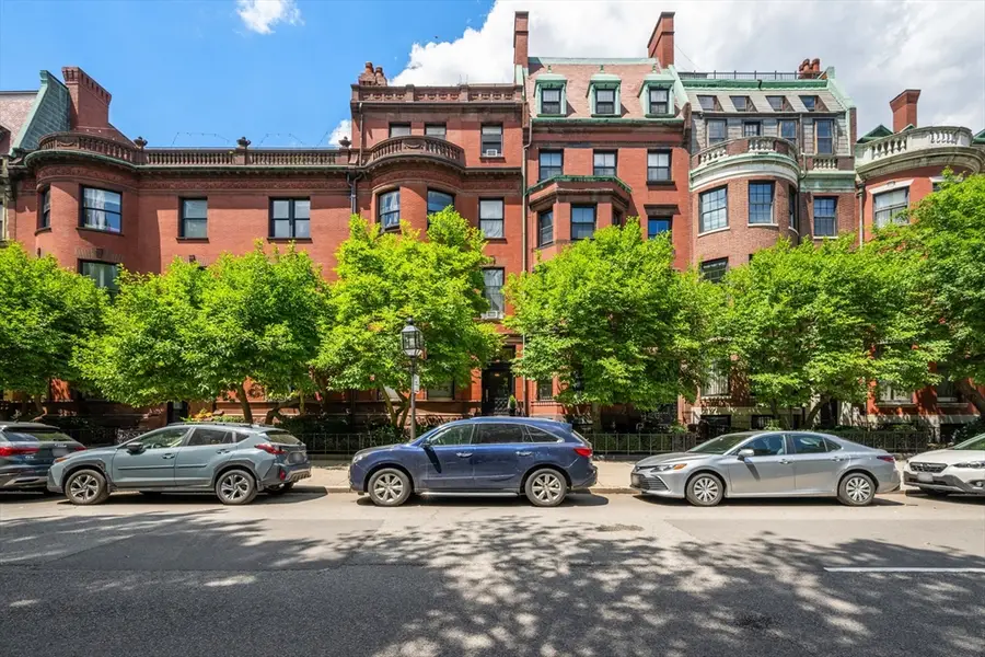 207 Commonwealth Ave #3, Boston, MA 02116 - #2