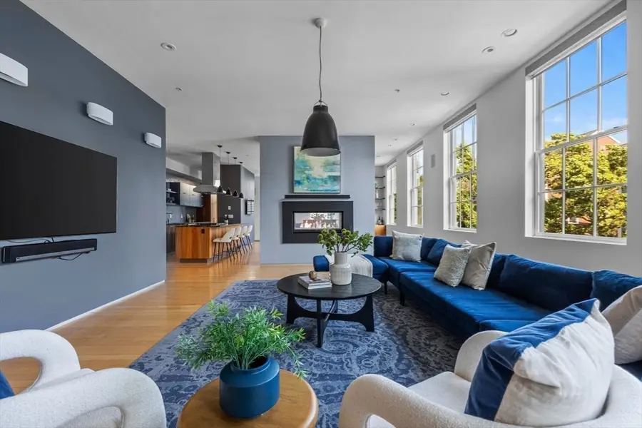 618 East 2nd St #2, Boston, MA 02127 - #2