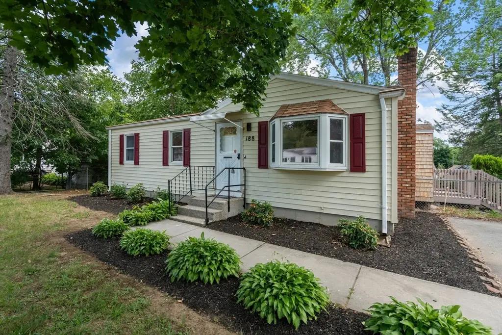 188 Moss Rd, Springfield, MA 01119 - #1