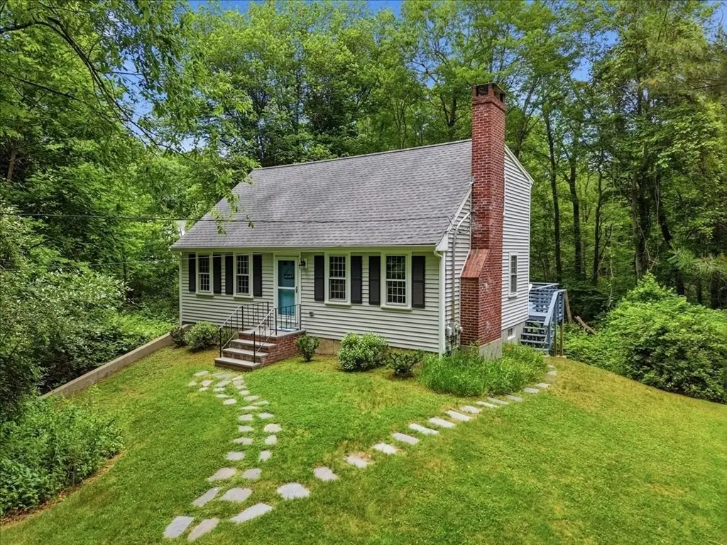 200 Cushing St, Hingham, MA 02043 - #1