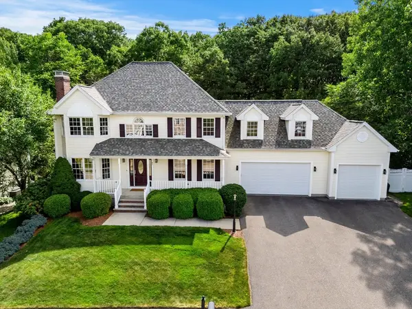 41 Fairway Drive, Woburn, MA 01801