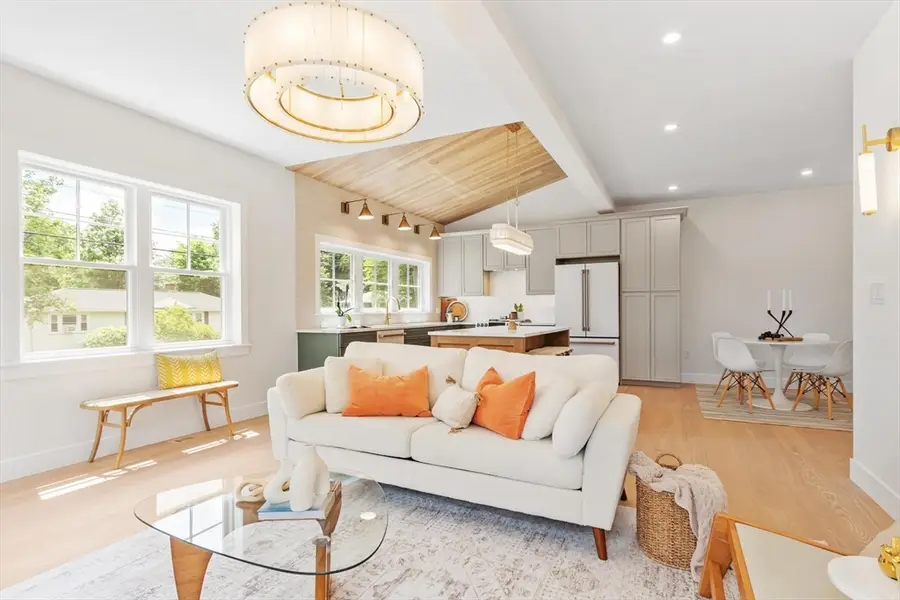 60 Neillian Street #60, Bedford, MA 01730 - #2
