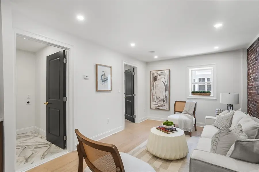 149 Derby St #C, Salem, MA 01970 - #3