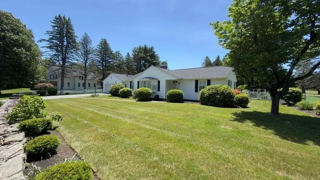 91 Pleasant St, Northborough, MA 01532 - #1