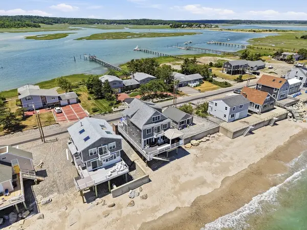 250 Central Ave, Scituate, MA 02047