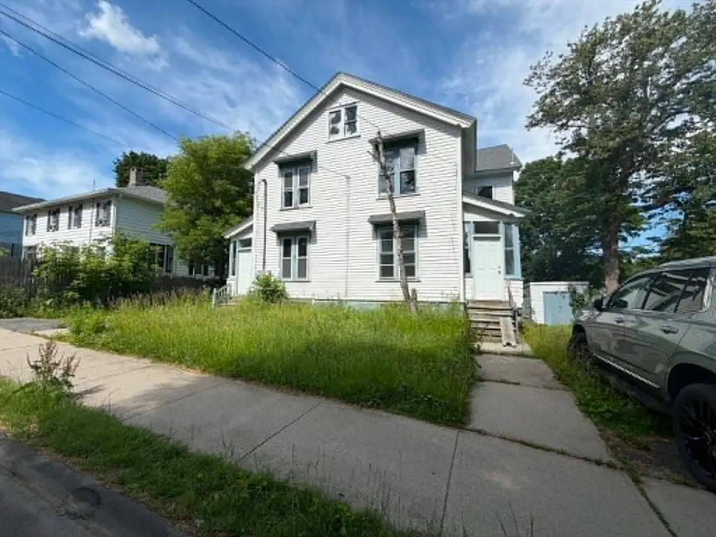 27 Daniels Ave, Pittsfield, MA 01201 - #1